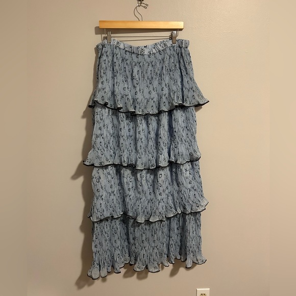 Anthropologie Let Me Be Tiered Floral Maxi Skirt size XL - Picture 3 of 7